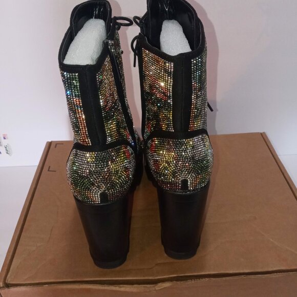 ANKLE BOOTS - Picture 3 of 7